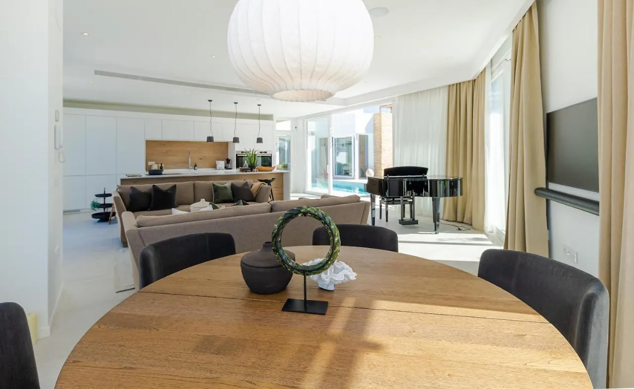 Unique & Luxurious Villa With Heated Pool, Gym & C Màlaga Prázdninový dům