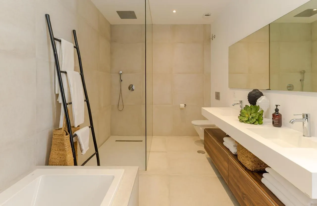 Unique & Luxurious Villa With Heated Pool, Gym & C Málaga